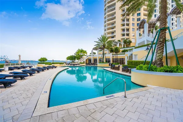 $15,500 | 848 Brickell Key Drive, Unit 1601, Miami, FL 33131