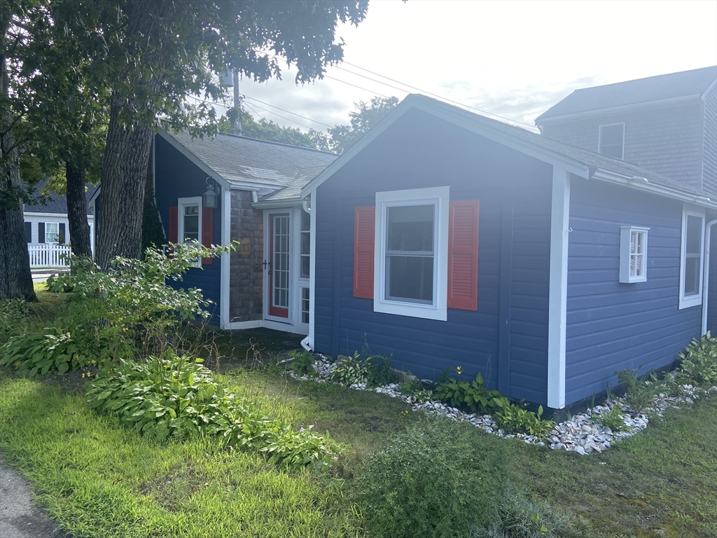 127 Swifts Beach Road Wareham, MA 02571 - Photo 13 of 18