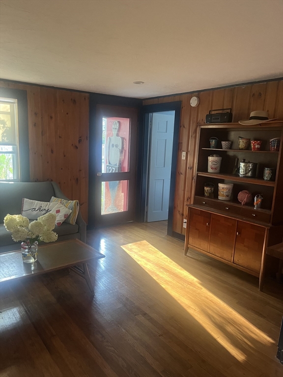 127 Swifts Beach Road Wareham, MA 02571 - Photo 6 of 18