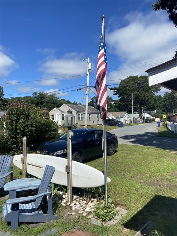 127 Swifts Beach Road Wareham, MA 02571 - Photo 8 of 18