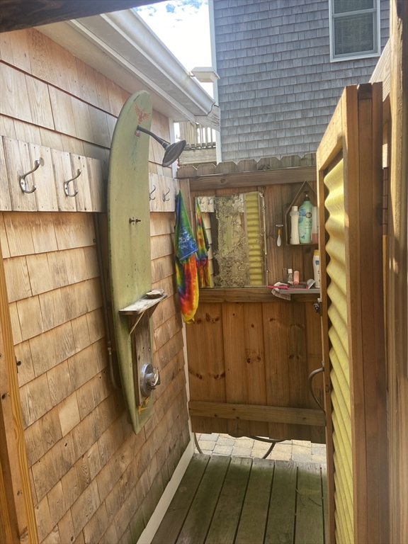 127 Swifts Beach Road Wareham, MA 02571 - Photo 10 of 18