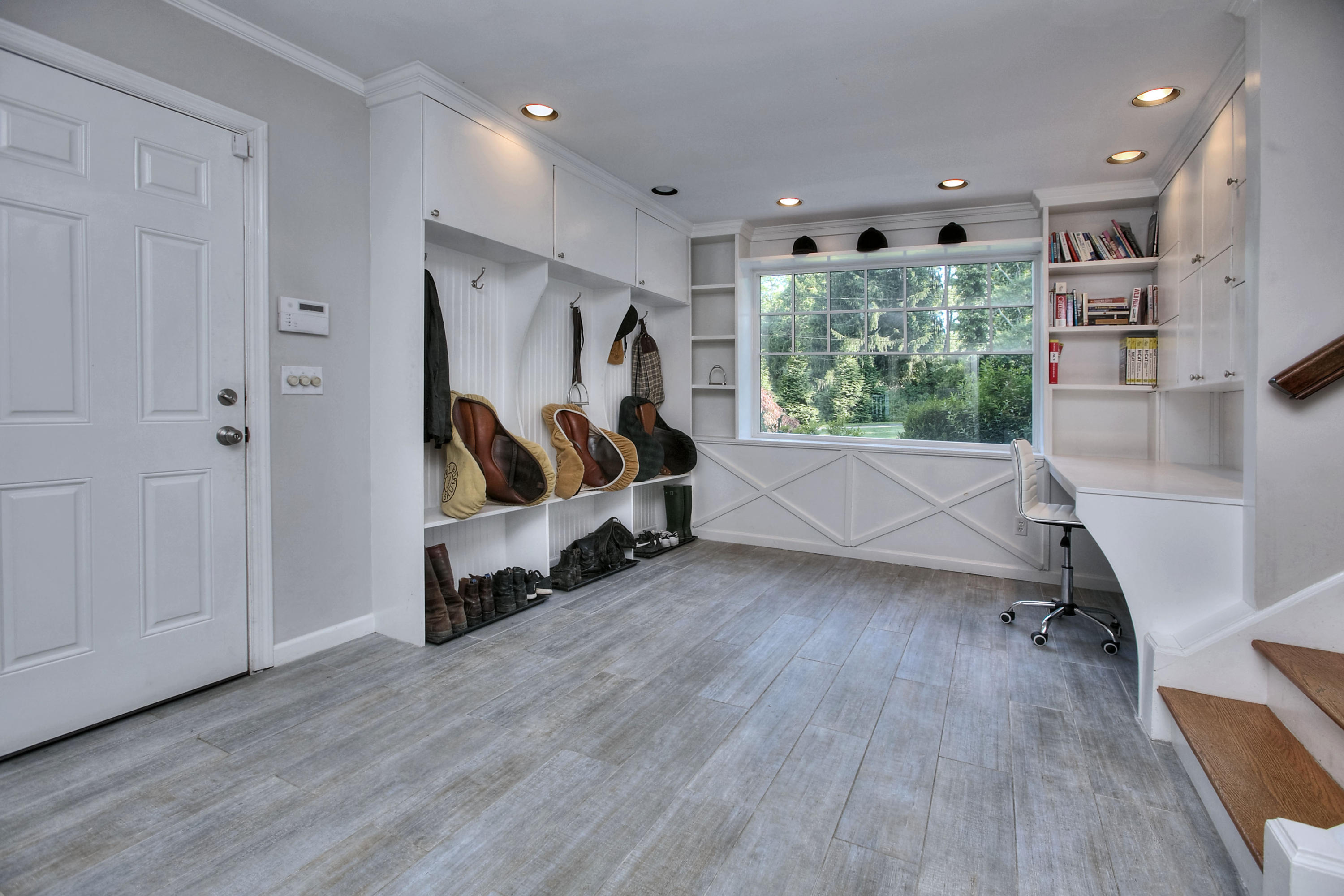 1335 Smith Ridge Road New Canaan, CT 06840 - Photo 20 of 42 a living room with furniture and a window