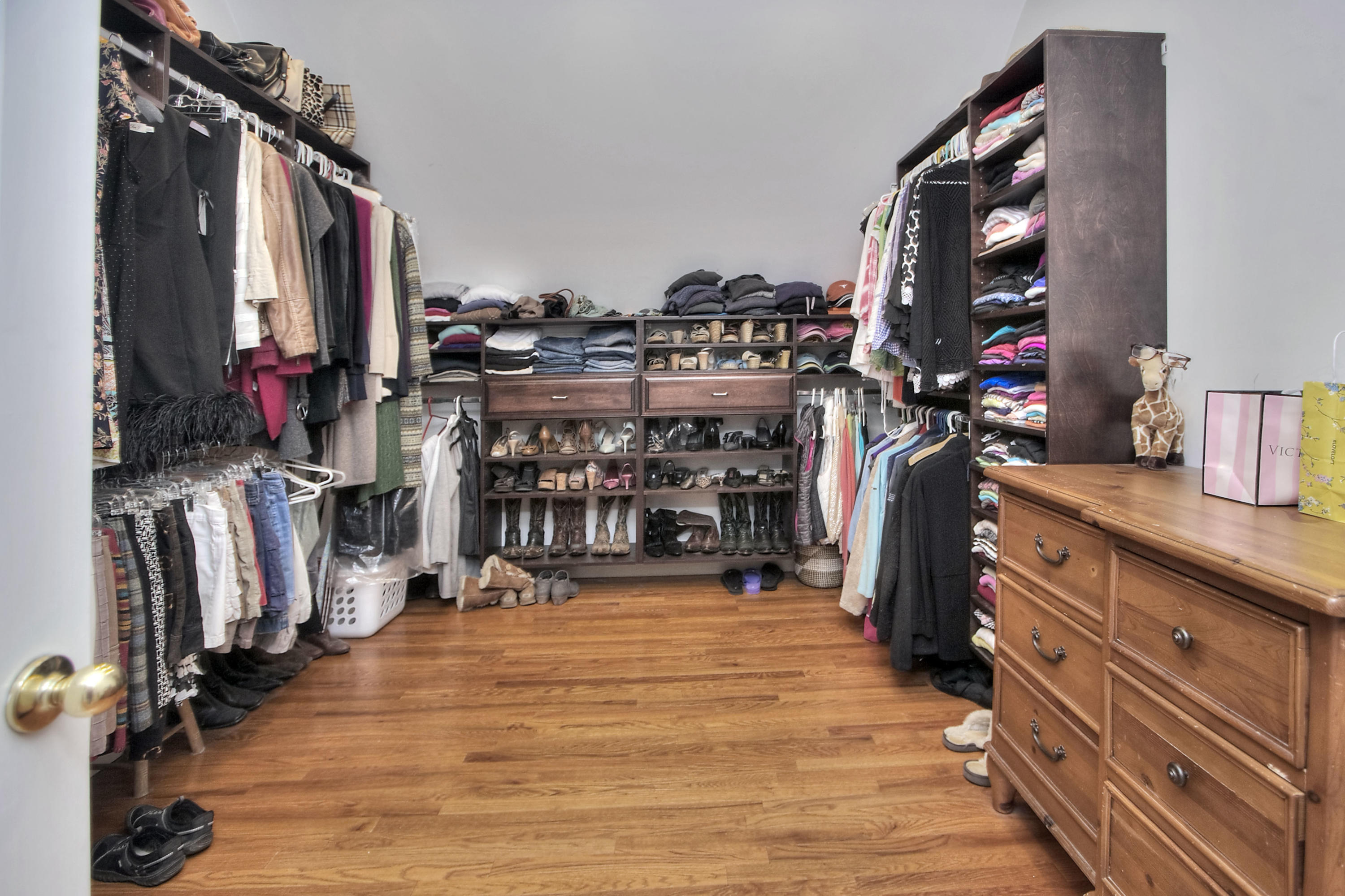 1335 Smith Ridge Road New Canaan, CT 06840 - Photo 28 of 42 a view of a walk in closet