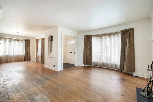 $740,000 | 6738 North Ionia Avenue, Chicago, IL 60646