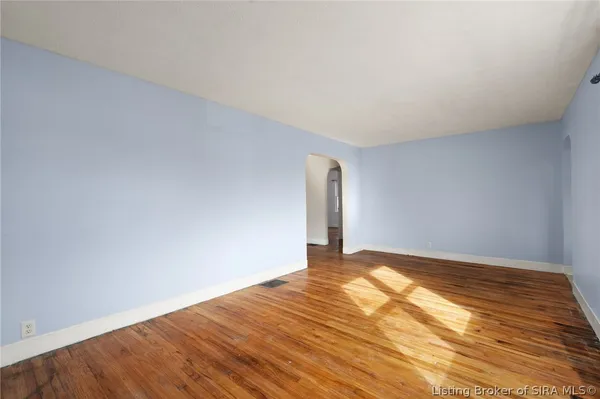 $189,900 | 2109 Wood Avenue, New Albany, IN 47150