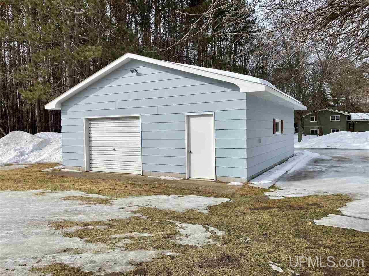 7573 County 426 M.5 Road Gladstone, MI 49837 - Photo 36 of 37 Gallery Image 36
