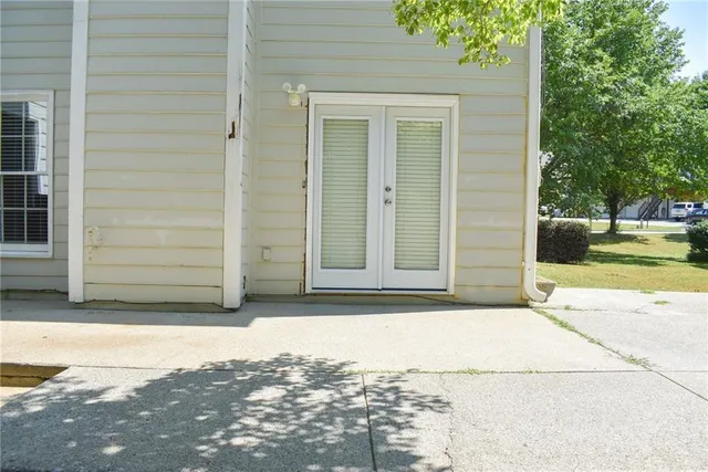 $2,500 | 131 Willow Stream Court, Roswell, GA 30076