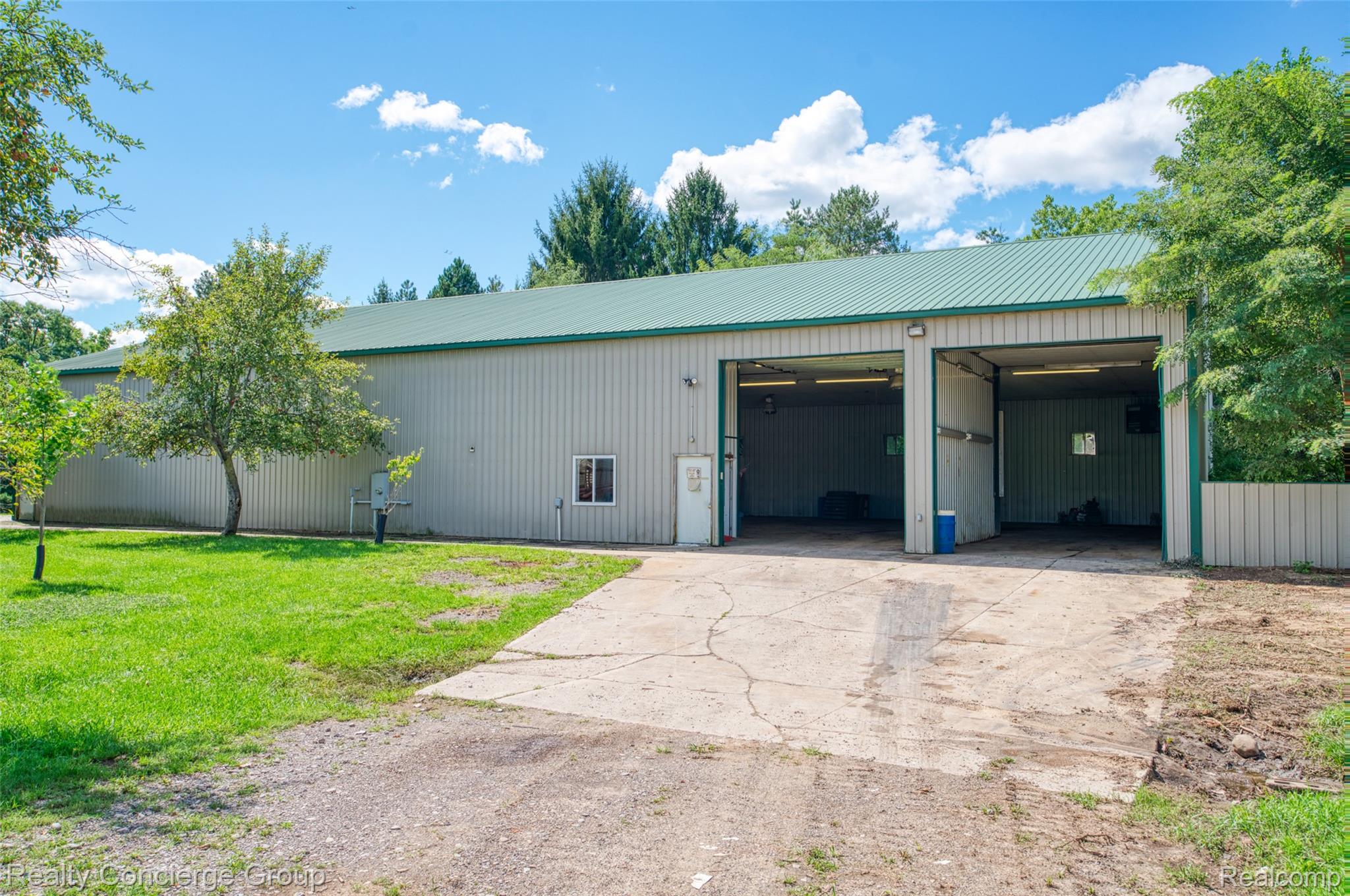 9225 Faussett Road Fenton, MI 48430 - Photo 49 of 61 DSC09510_37.jpg