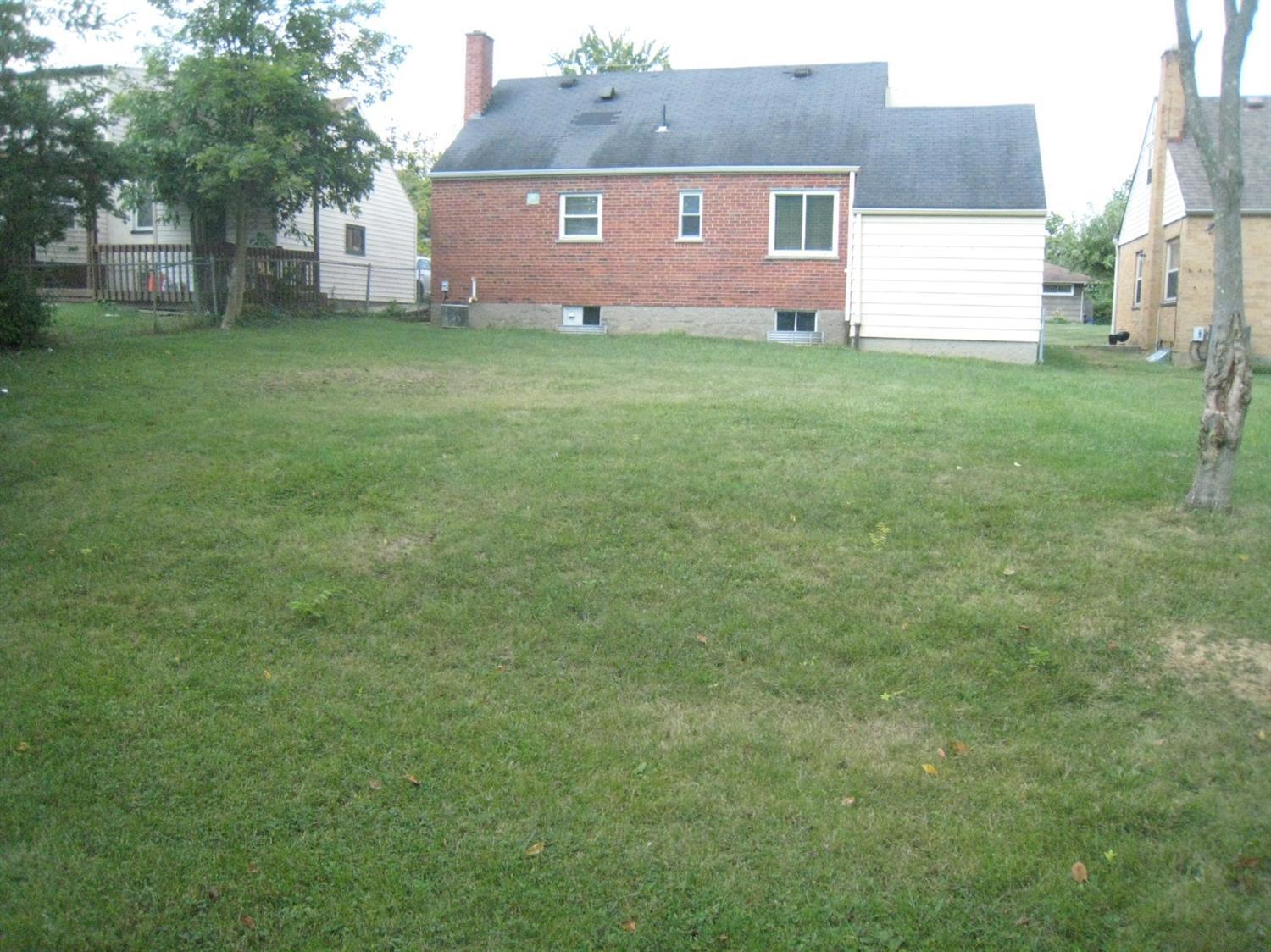 8642 Daly Road Cincinnati, OH 45231 - Photo 25 of 26