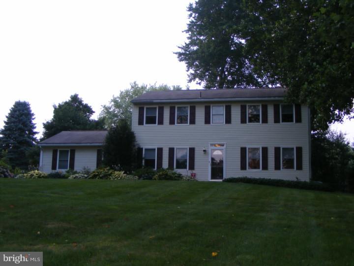 103 Ridgewood Circle Downingtown, PA 19335 - Photo 1 of 25 Gallery Image 1
