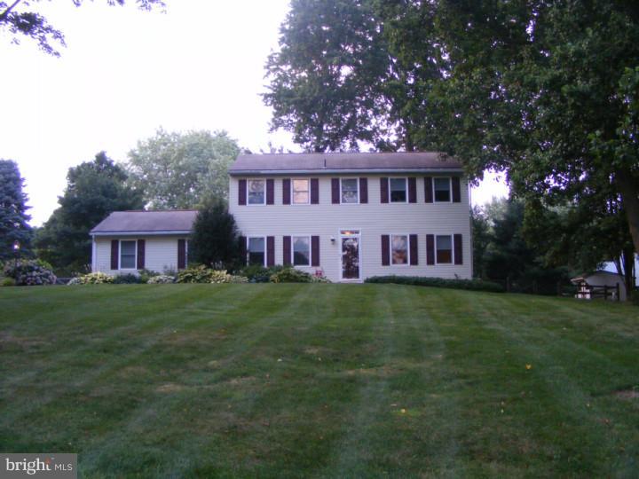 103 Ridgewood Circle Downingtown, PA 19335 - Photo 2 of 25 Gallery Image 2