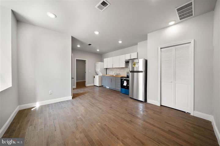 Kitchen view 2