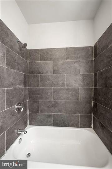 2316 North 9th Street, Unit 1 Philadelphia, PA 19133 - Photo 6 of 12 Bathroom angle 1
