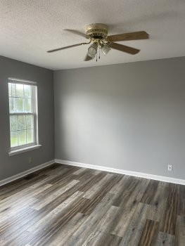 204 Arkansas Avenue Oak Grove, KY 42262 - Photo 3 of 13