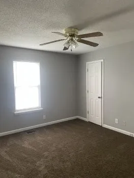 $925 | 204 Arkansas Avenue, Oak Grove, KY 42262