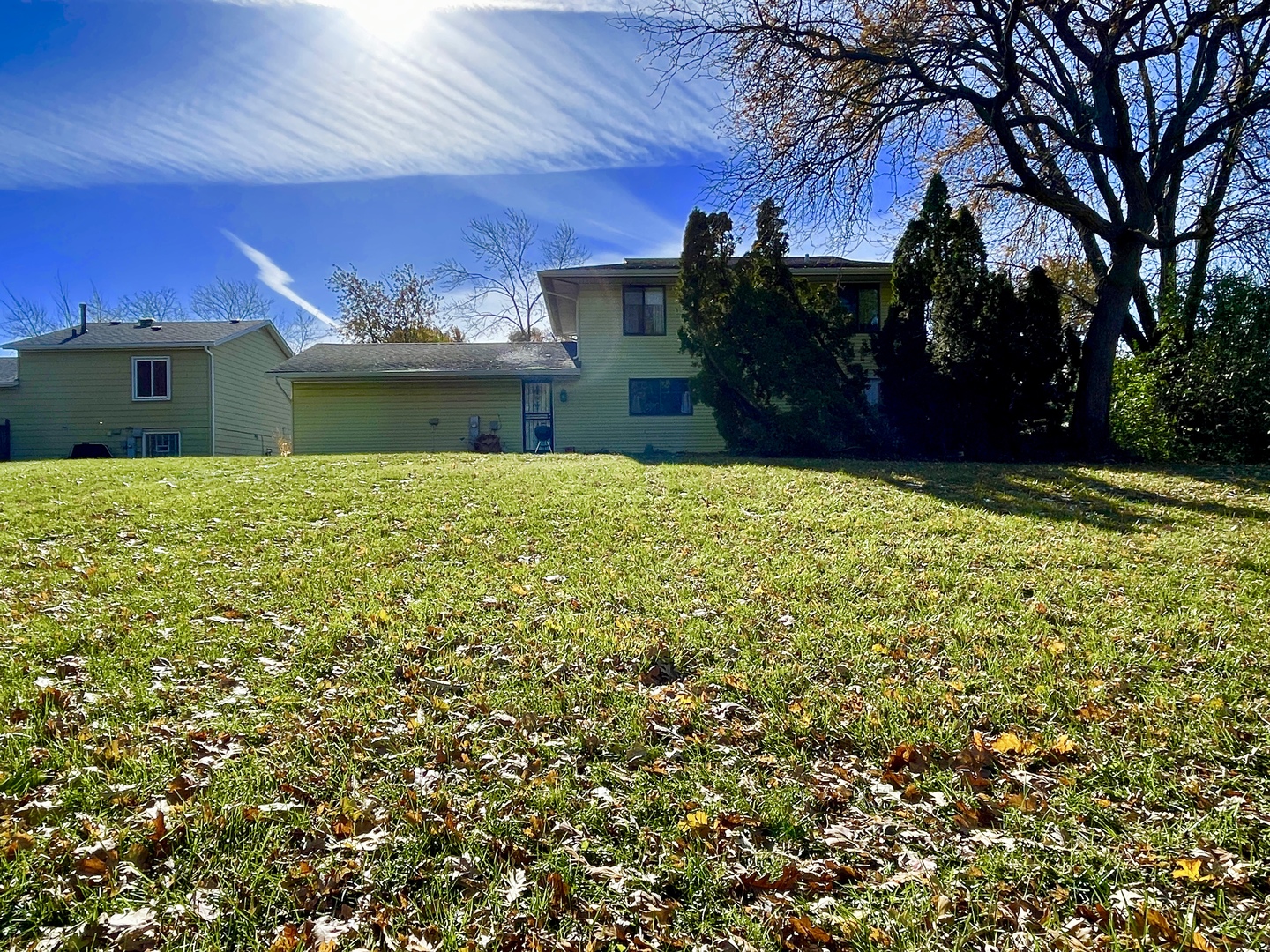 3406 Seine Court Hazel Crest, IL 60429 - Photo 25 of 26 a view of a house with a big yard