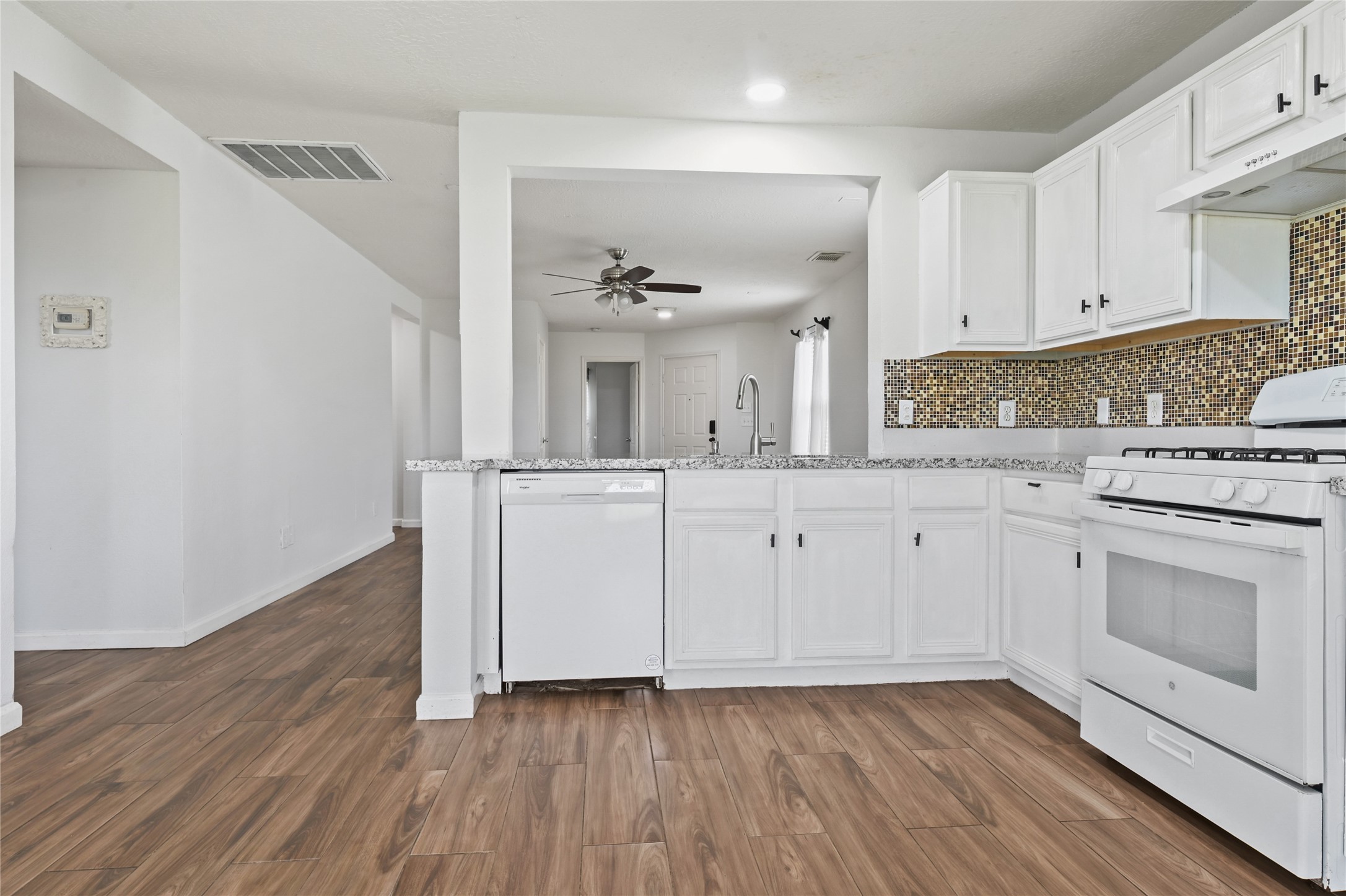 3711 Jewel Point Drive Spring, TX 77386 - Photo 7 of 18