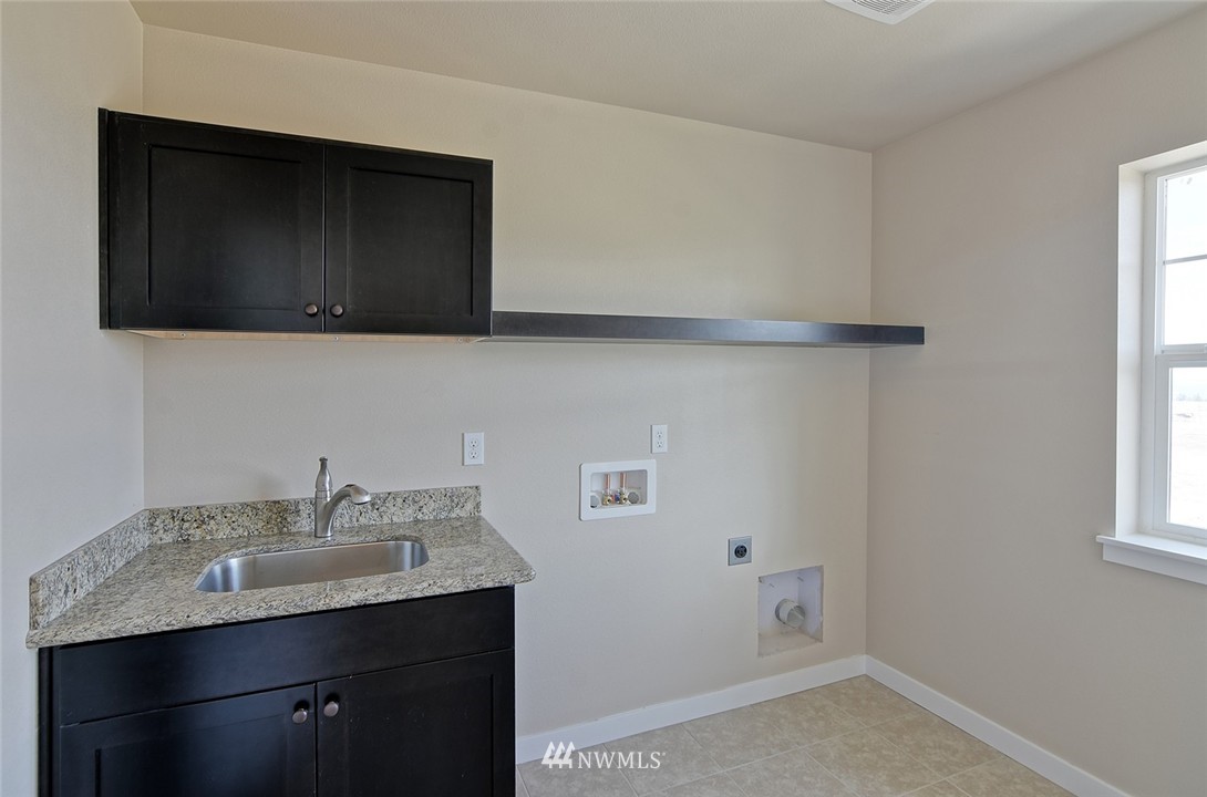 7207 Upper Ridge Road Everett, WA 98203 - Photo 15 of 23 Gallery Image 15