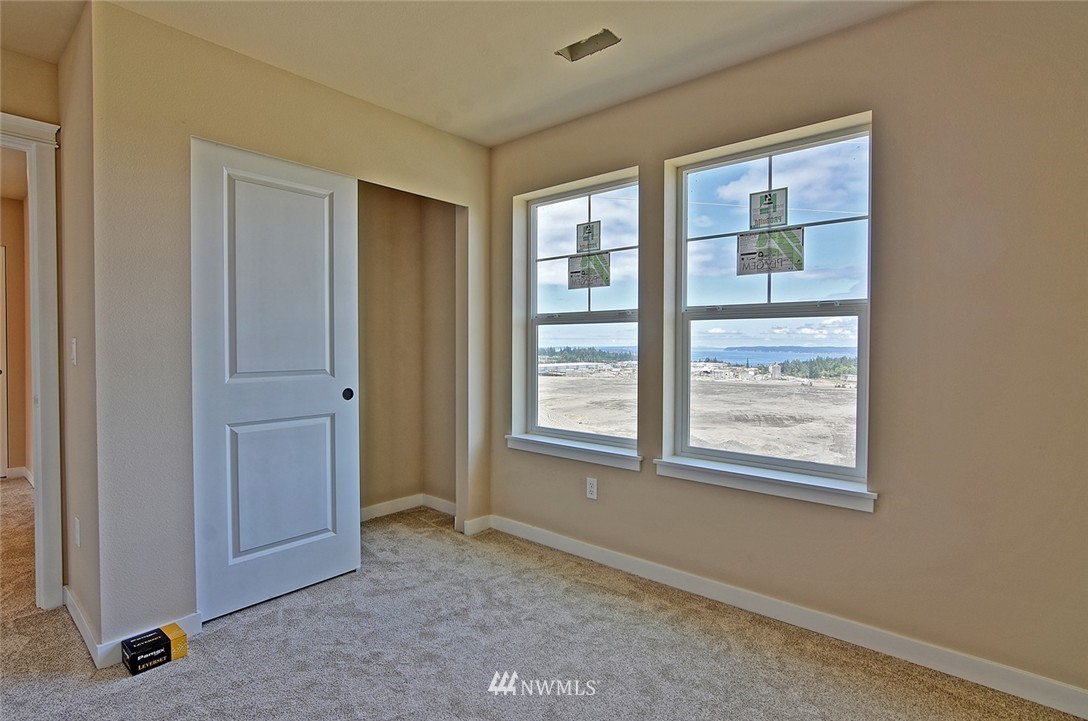 7207 Upper Ridge Road Everett, WA 98203 - Photo 17 of 23 Gallery Image 17