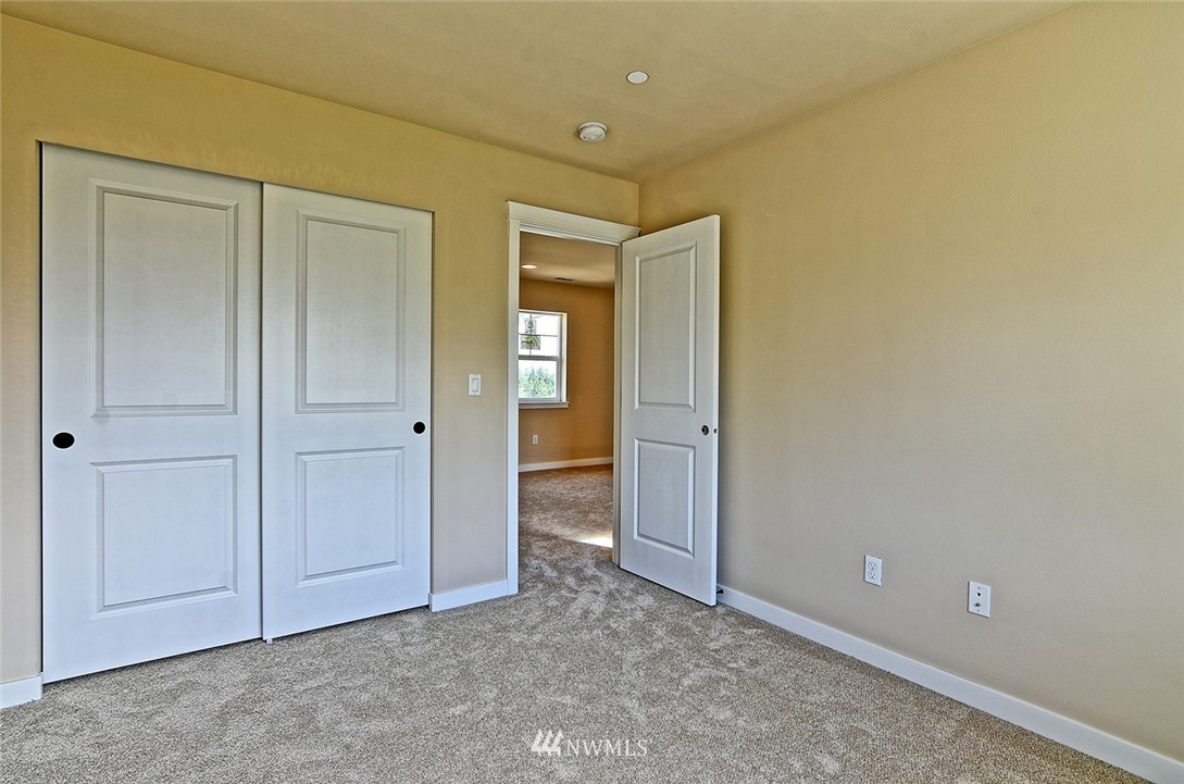 7207 Upper Ridge Road Everett, WA 98203 - Photo 18 of 23 Gallery Image 18