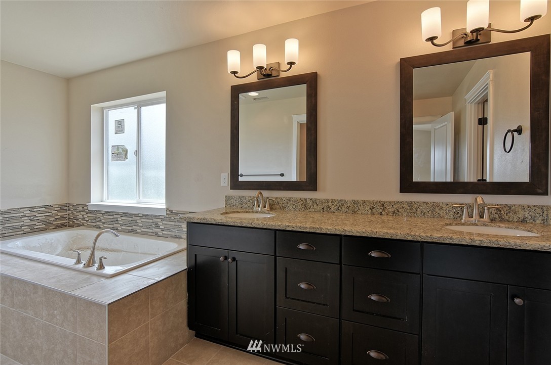 7207 Upper Ridge Road Everett, WA 98203 - Photo 21 of 23 Gallery Image 21