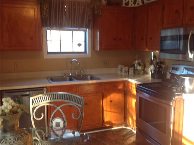 121 Bakertown Road Nashville, TN 37013 - Photo 6 of 11