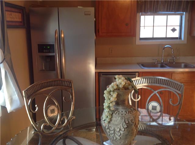 121 Bakertown Road Nashville, TN 37013 - Photo 7 of 11