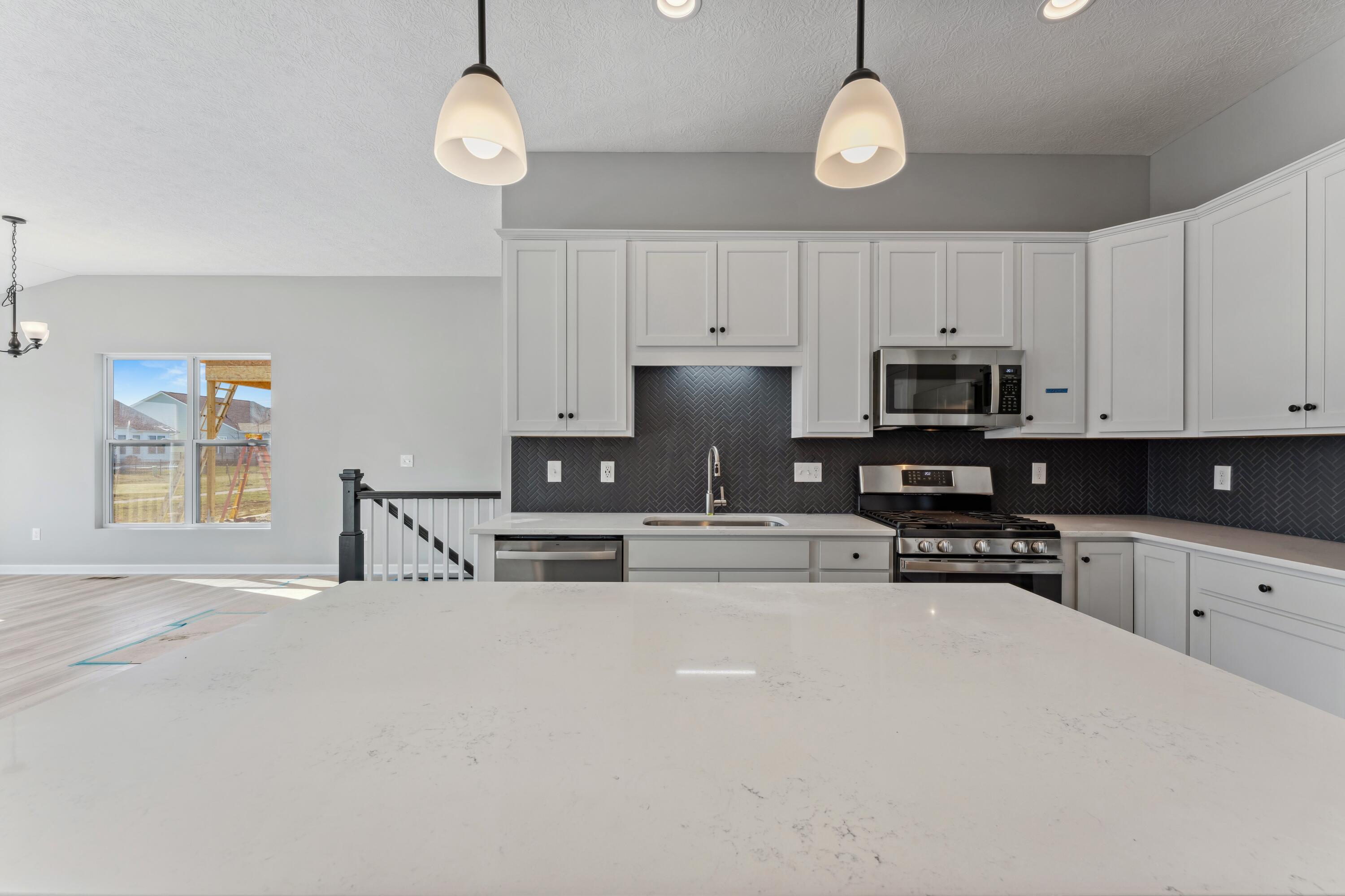 3113 Gelding Run Road Grove City, OH 43123 - Photo 13 of 31 Kitchen