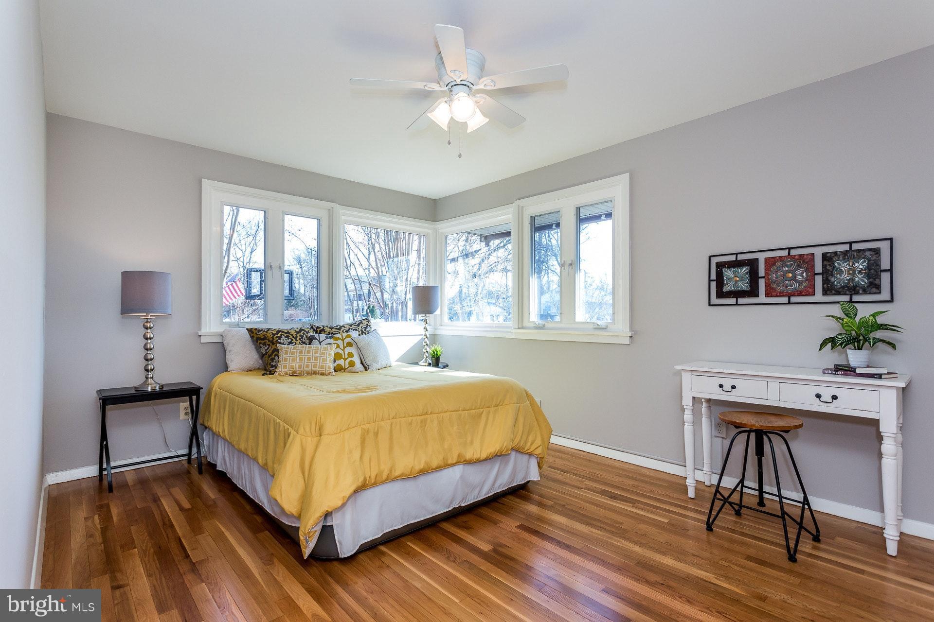 7204 Alger Road Falls Church, VA 22042 - Photo 19 of 30 Front Bedroom is bright and large