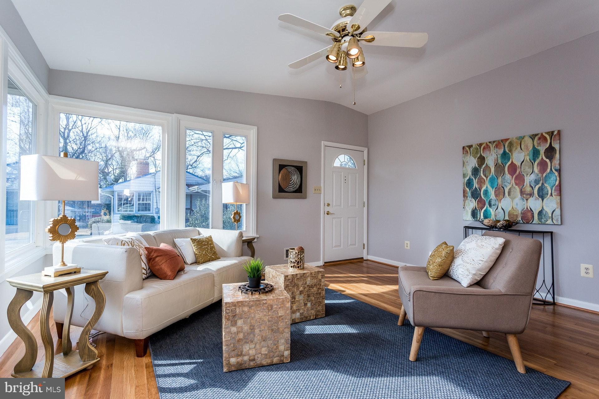 7204 Alger Road Falls Church, VA 22042 - Photo 4 of 30 Living Room with vaulted ceiling