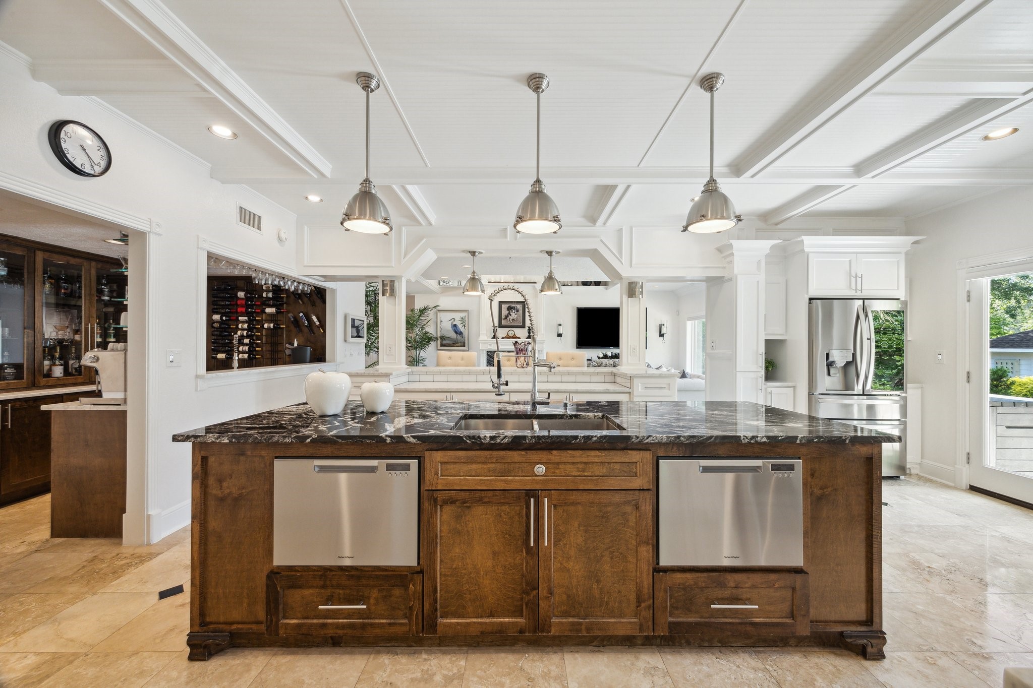 1917 Anchor Way Dickinson, TX 77539 - Photo 18 of 48 GRANITE ISLAND COUNTERTOP LIGHTS UP FROM THE PENDANT LIGHTING. FEATURING 2 DISHWASHERS