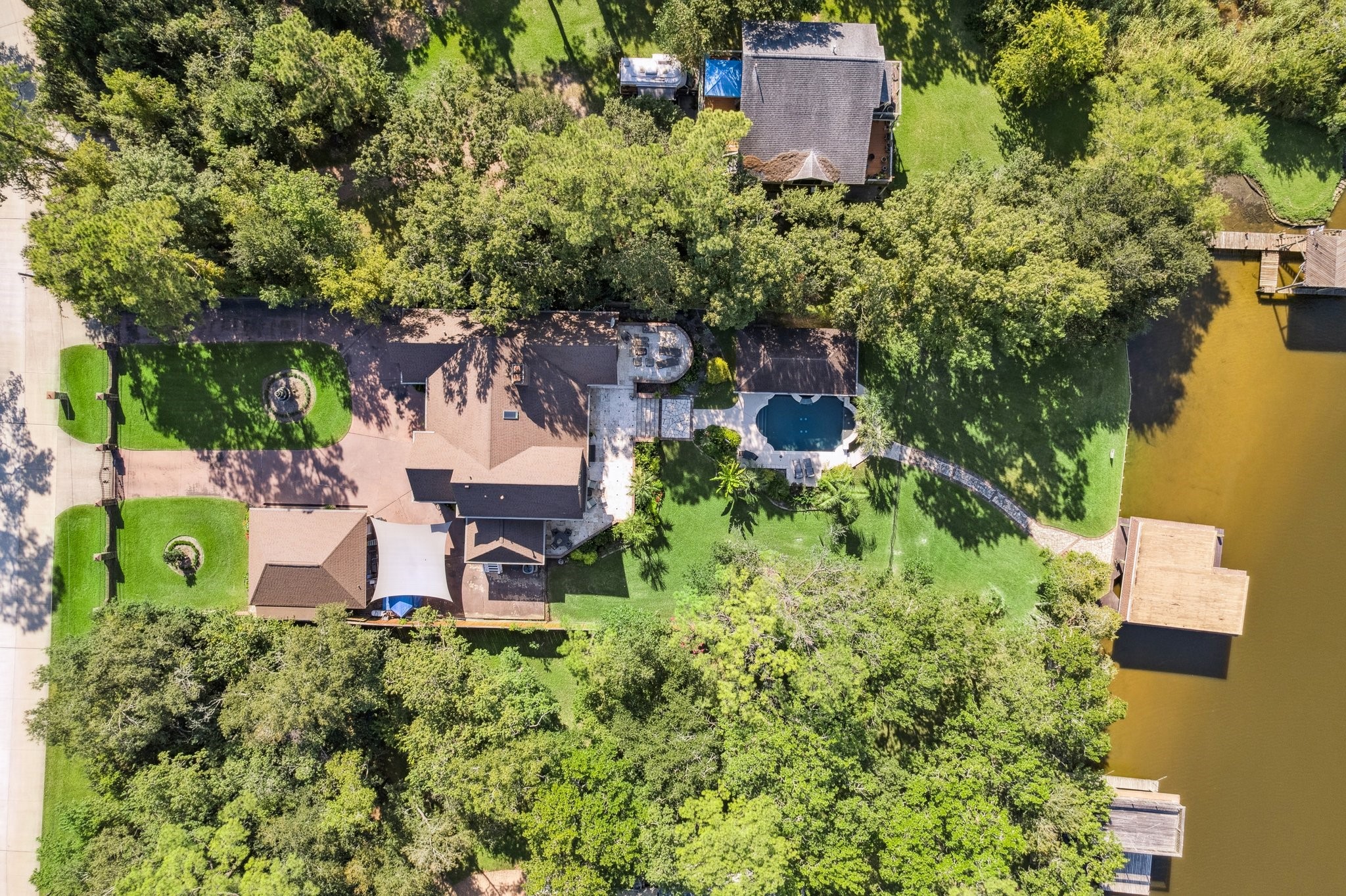 1917 Anchor Way Dickinson, TX 77539 - Photo 2 of 48 STUNNING GATED TWO-STORY HOME ON DICKINSON BAYOU