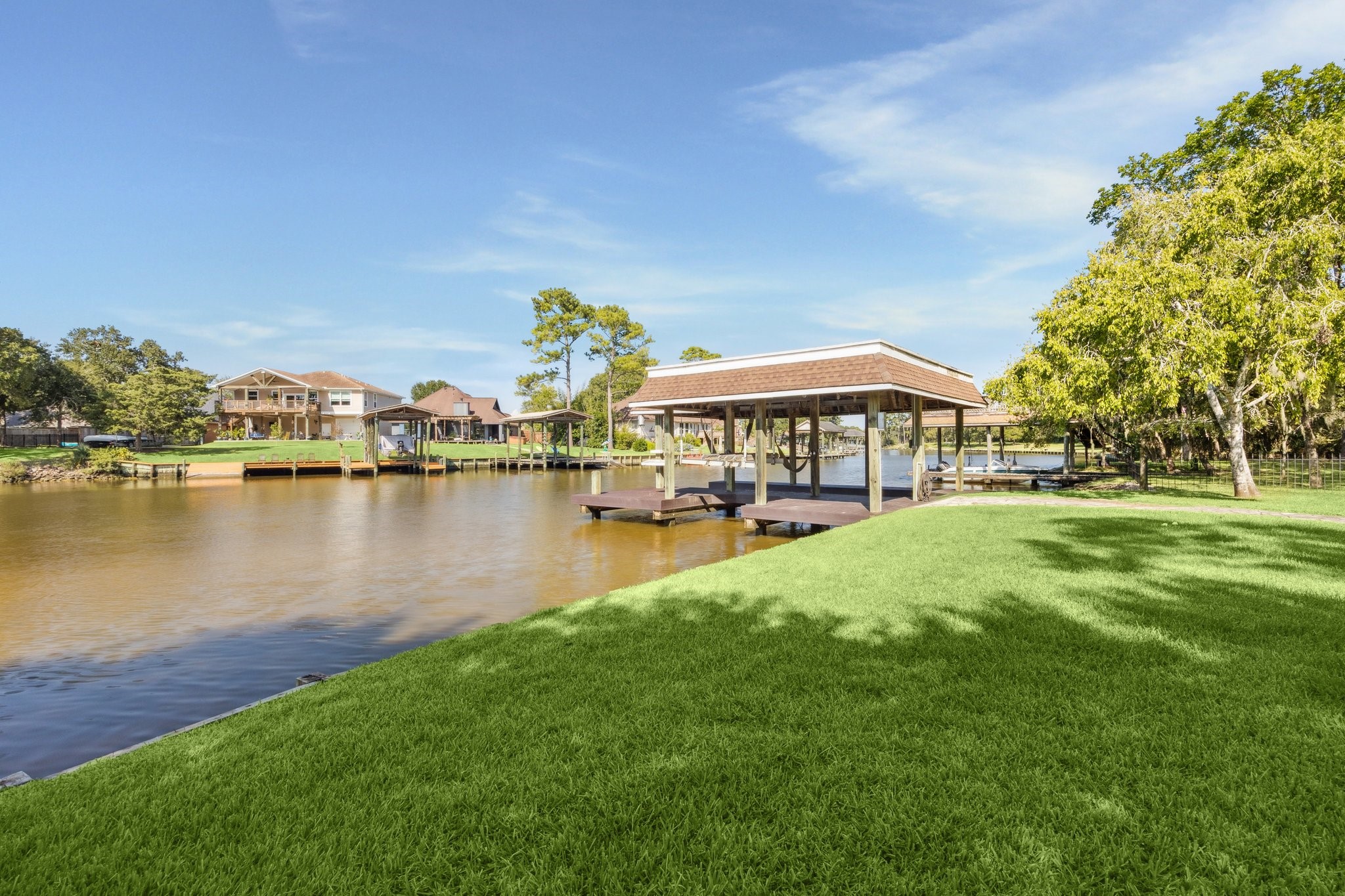 1917 Anchor Way Dickinson, TX 77539 - Photo 42 of 48 FULL BOAT HOUSE WITH COMPOSITE DECKING