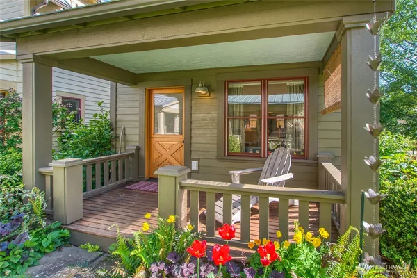 $800,000 | 136 Fishing Alley, Orcas Island, WA 98245