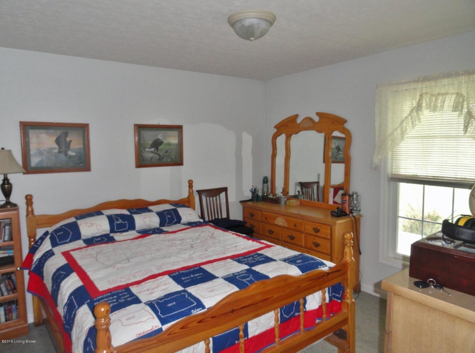 7005 Old State Road Guston, KY 40142 - Photo 20 of 41 DSC04154