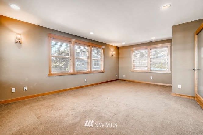 2012 34th Street Everett, WA 98201 - Photo 12 of 25