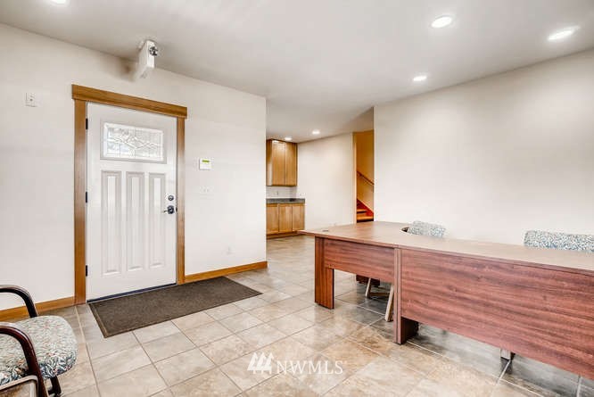 2012 34th Street Everett, WA 98201 - Photo 4 of 25