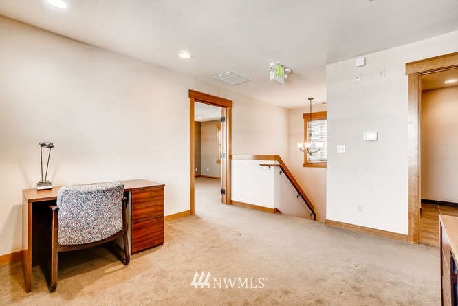 2012 34th Street Everett, WA 98201 - Photo 10 of 25