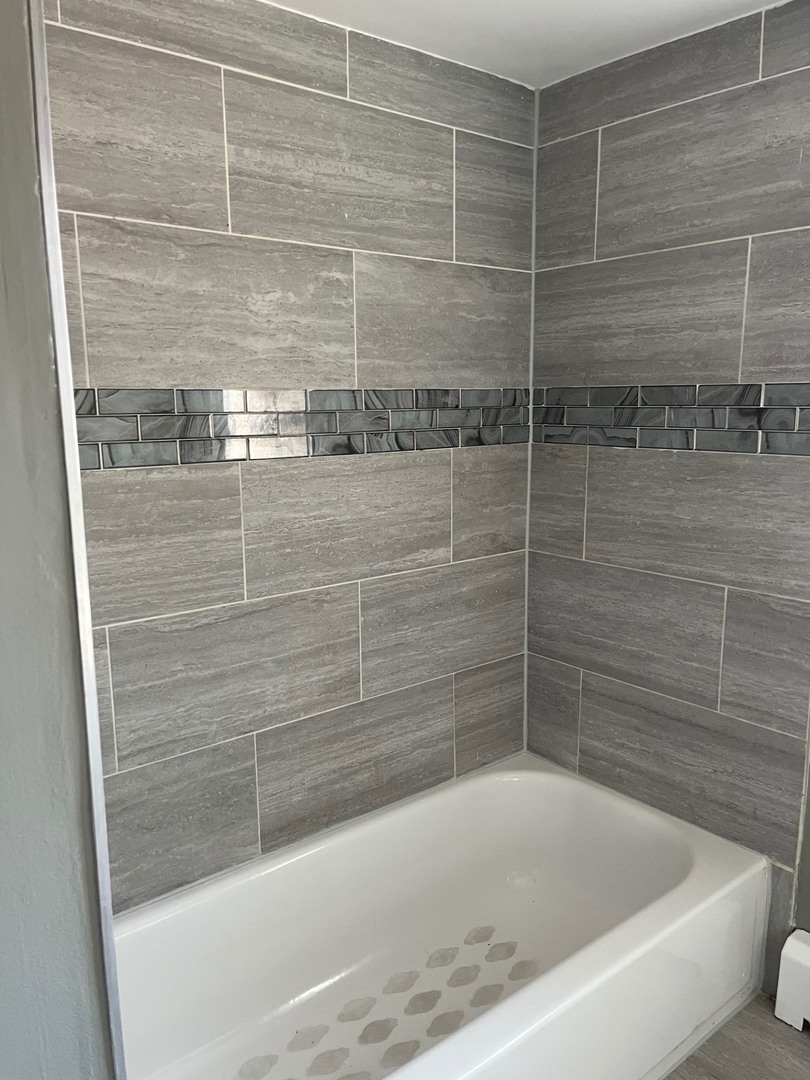 17313 Lathrop Avenue, Unit 3 Hazel Crest, IL 60429 - Photo 4 of 5