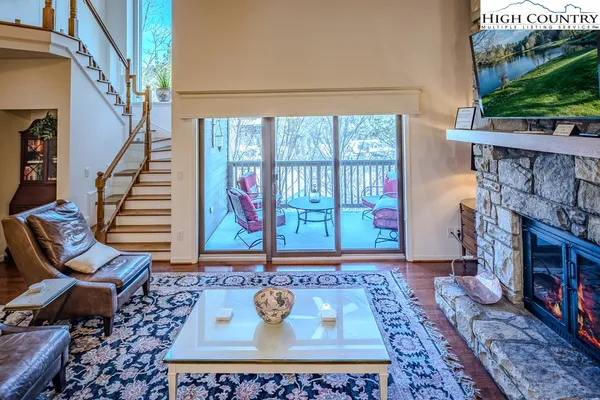 $1,250,000 | 139 Trout Stream Trail, Unit SMOKIES 5, Blowing Rock, NC 28605