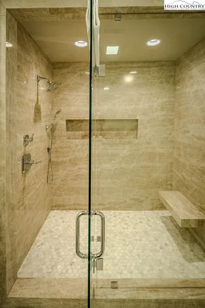 $1,250,000 | 139 Trout Stream Trail, Unit SMOKIES 5, Blowing Rock, NC 28605