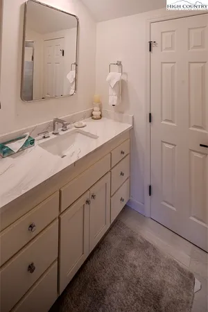 $1,250,000 | 139 Trout Stream Trail, Unit SMOKIES 5, Blowing Rock, NC 28605