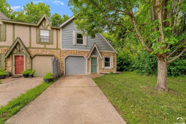 $220,000 | 1904 West 3rd Street, Lawrence, KS 66044