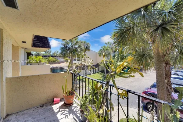 $310,000 | 9009 Southwest 138th Street, Unit 202, Miami, FL 33176