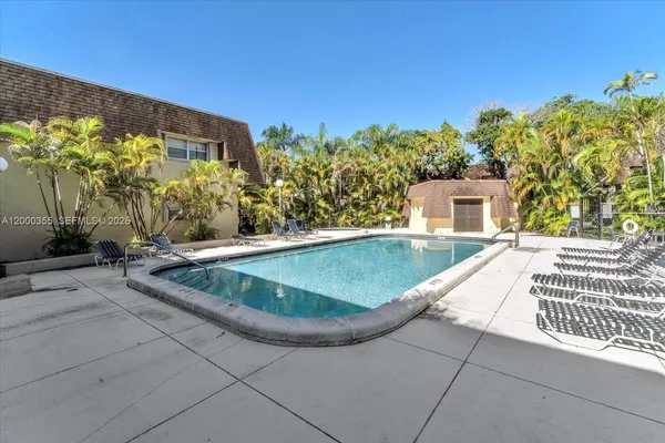 $310,000 | 9009 Southwest 138th Street, Unit 202, Miami, FL 33176