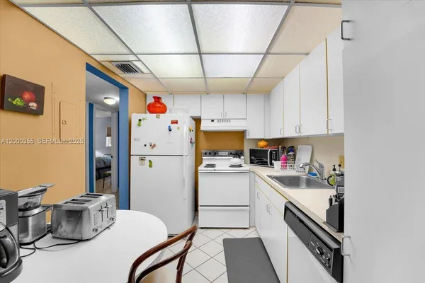 $310,000 | 9009 Southwest 138th Street, Unit 202, Miami, FL 33176