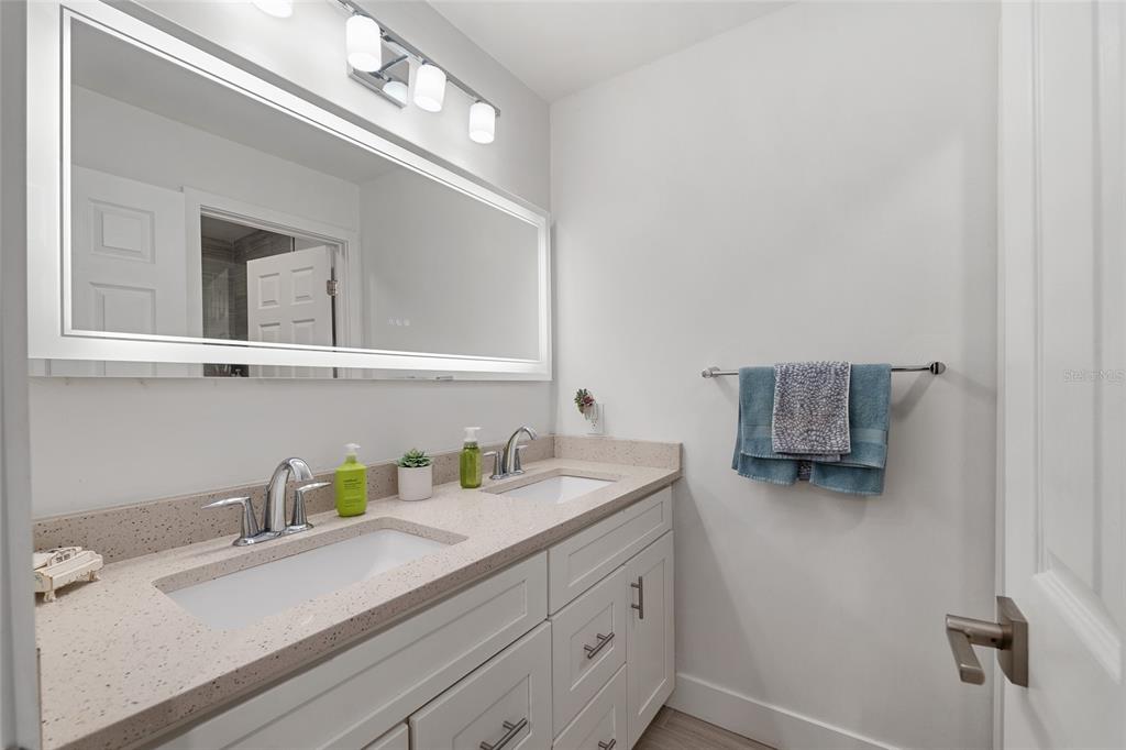 2601 Southwest Archer Road, Unit J339 Gainesville, FL 32608 - Photo 31 of 36