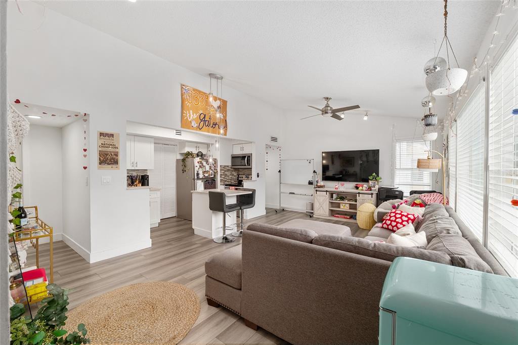 2601 Southwest Archer Road, Unit J339 Gainesville, FL 32608 - Photo 5 of 36