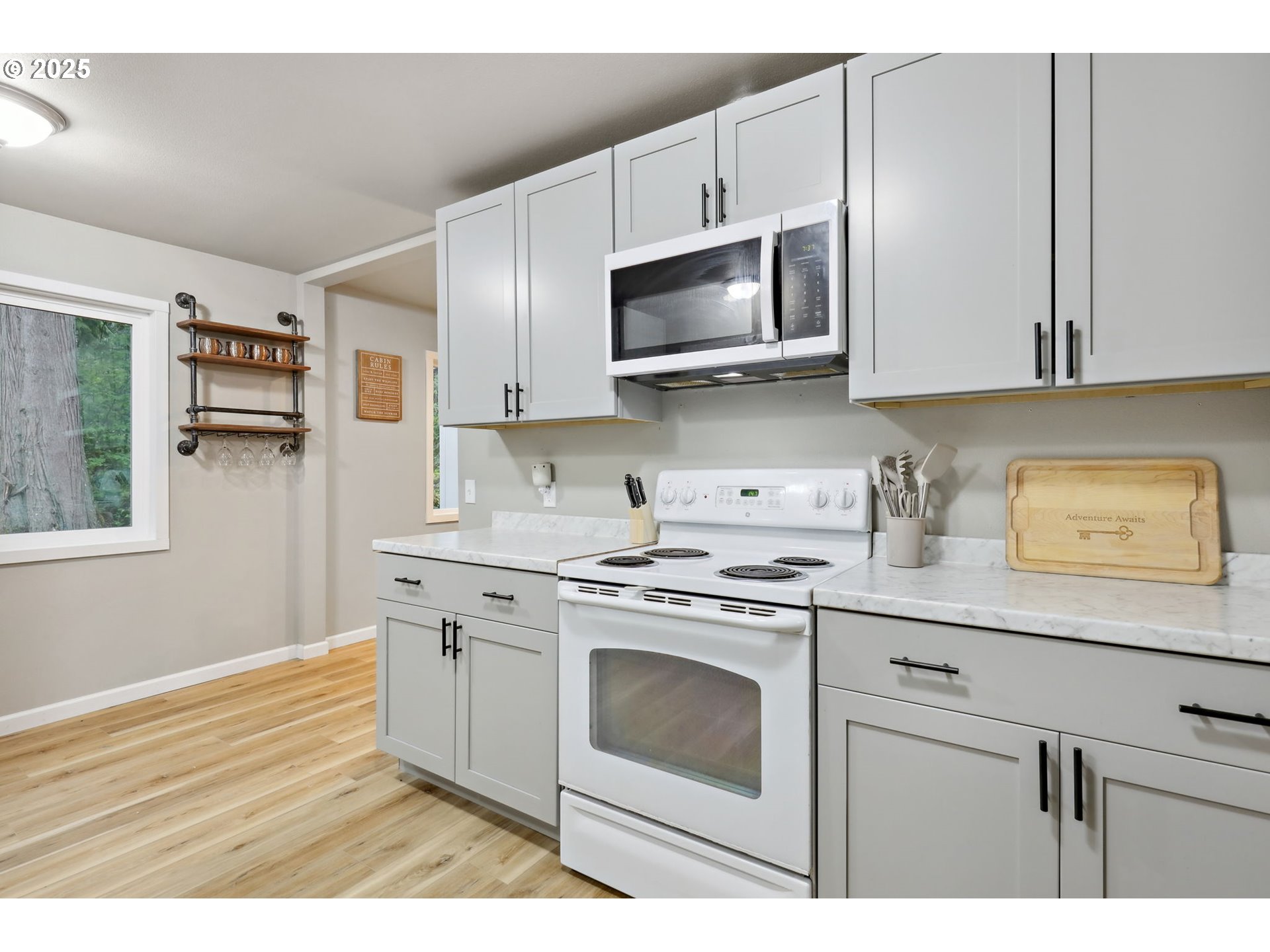 23595 East Lolo Pass Road Rhododendron, OR 97049 - Photo 16 of 46