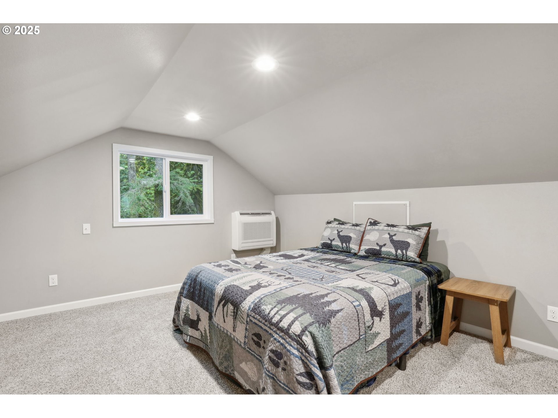 23595 East Lolo Pass Road Rhododendron, OR 97049 - Photo 29 of 46